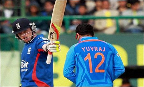 India lose final ODI but win series 3-2