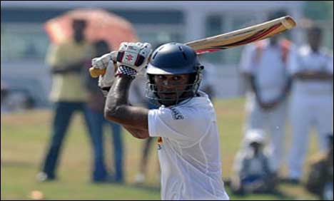 Karunaratne to open with Dilshan for SL