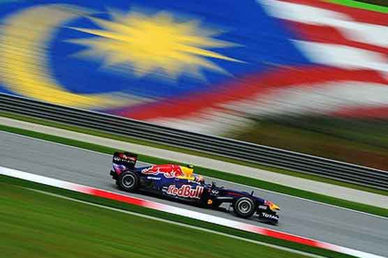 Webber fastest in opening practice in Malaysia