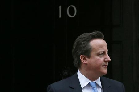 British PM Cameron on India trade trip amid graft scandal