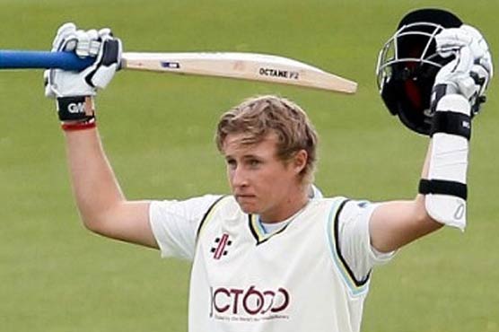 Cricket: Root extends Yorkshire stay