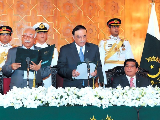 Keeping a â€˜cleanâ€™ reputation: PM Khoso refuses to induct presidentâ€™s men in cabinet