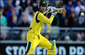 Clarke leads Australia to 315-7 against England