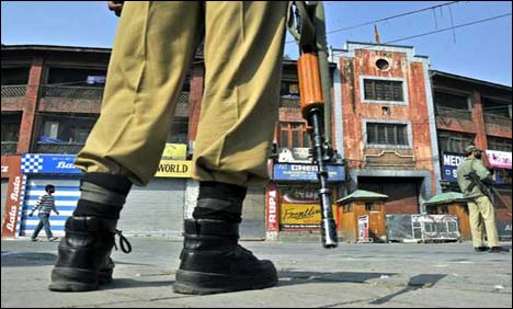  Kashmiris observe Indiaâ€™s independence day as Black Day 
