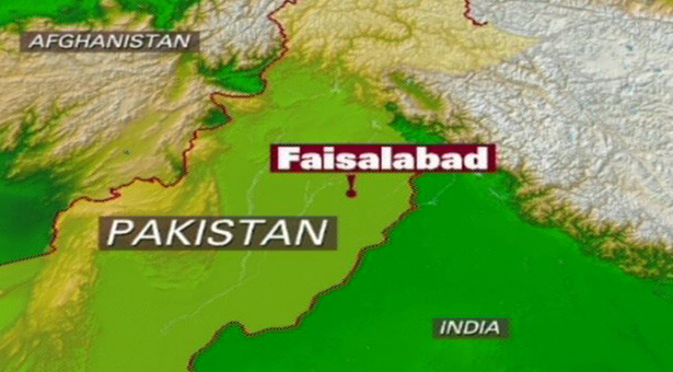  Man brutally murders wife, daughter in Faisalabad 