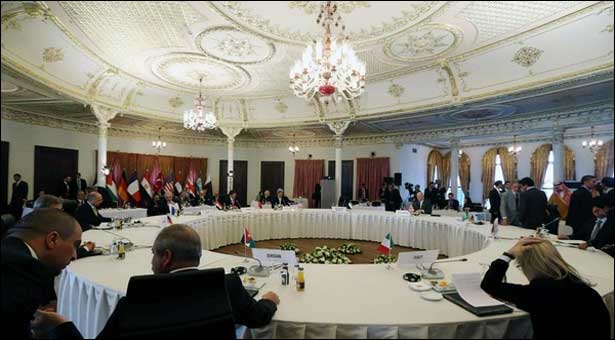 'Friends of Syria' in Doha talks on arming rebels