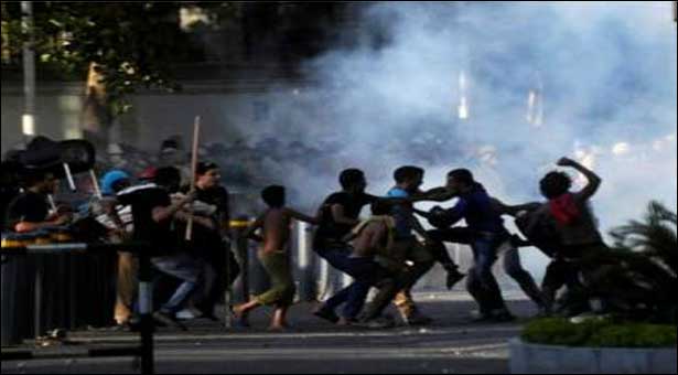  Egypt clashes leave another six dead 