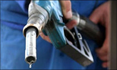  Oil prices higher in Asian trade 