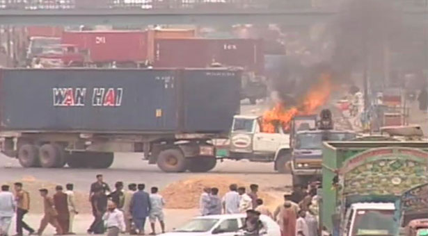  Lyari residents protest against violence, target killings 