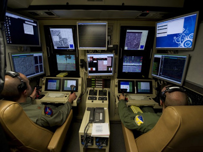 In US desert drone pilots learn new art of war