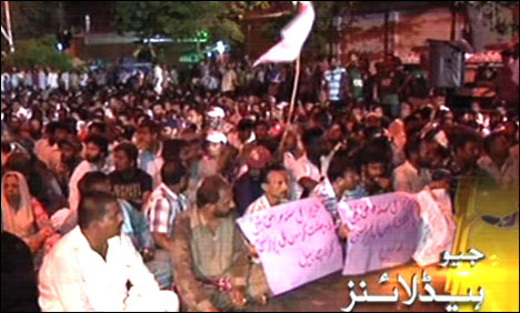 MQM observes day of mourning against killing of workers