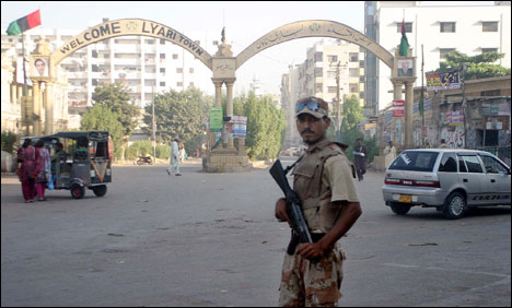  Rangers, police fail to arrest Baba Ladla, Faisal Pathan in raid at their houses 