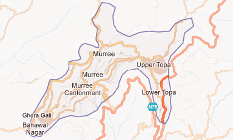  Murree: 11 injured as passenger bus falls into ravine near Nandkot 