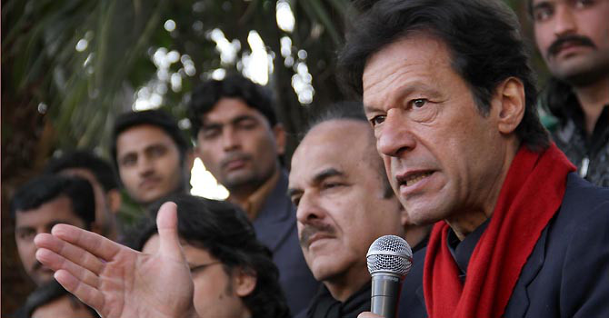 Only PTI can end terrorism, says Imran