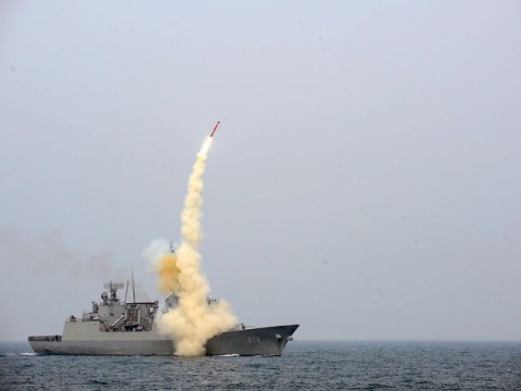 S Korea flexes missile power after North test
