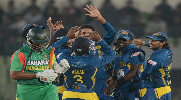  Sri Lanka beat Bangladesh in 1st one-day match 